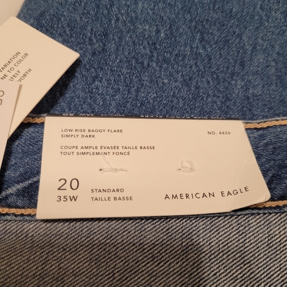 NWT American Eagle Low-Rise baggy flare jeans size 20 regular - Picture 16 of 16